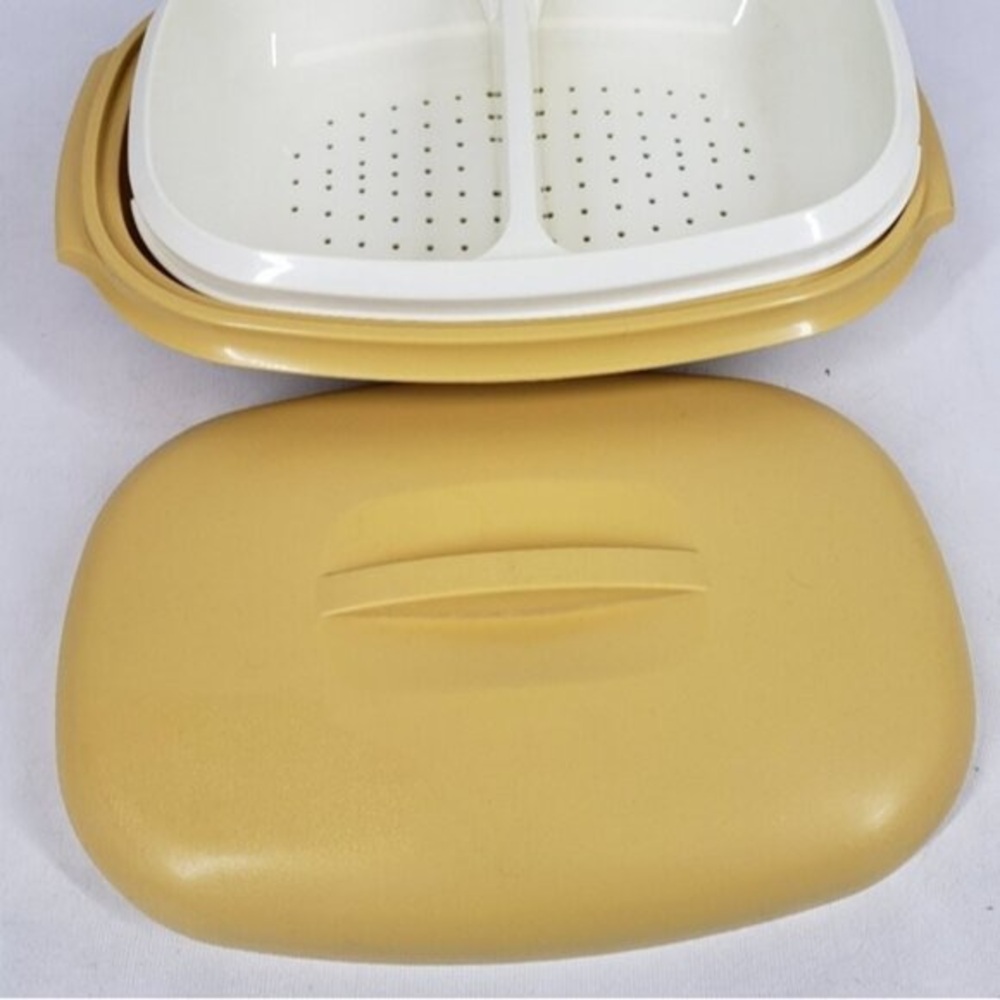 Vintage Tupperware Steamer Harvest Gold White